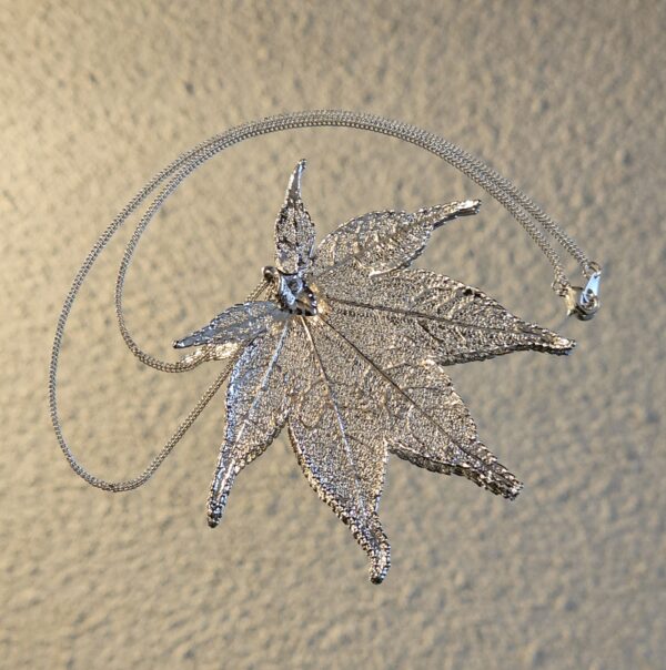 Momiji Leaves Jewelry - Image 6